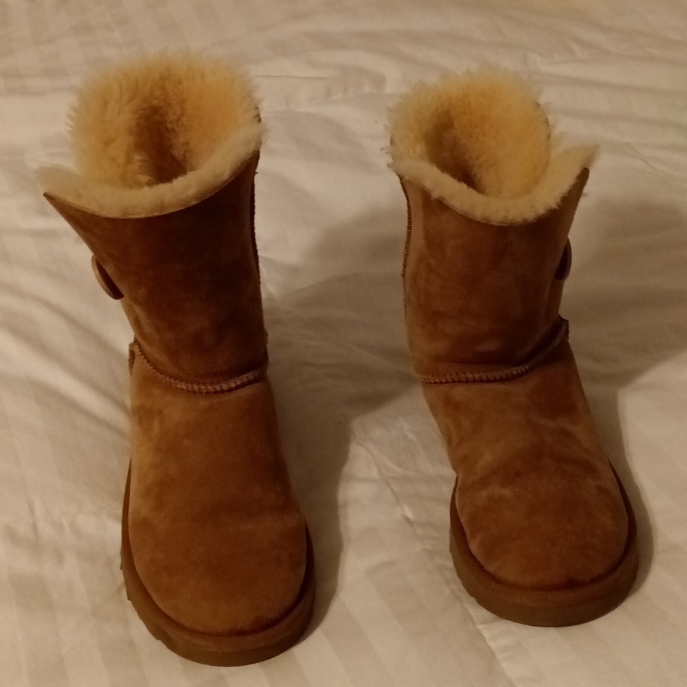 Ugg Boots - image 3